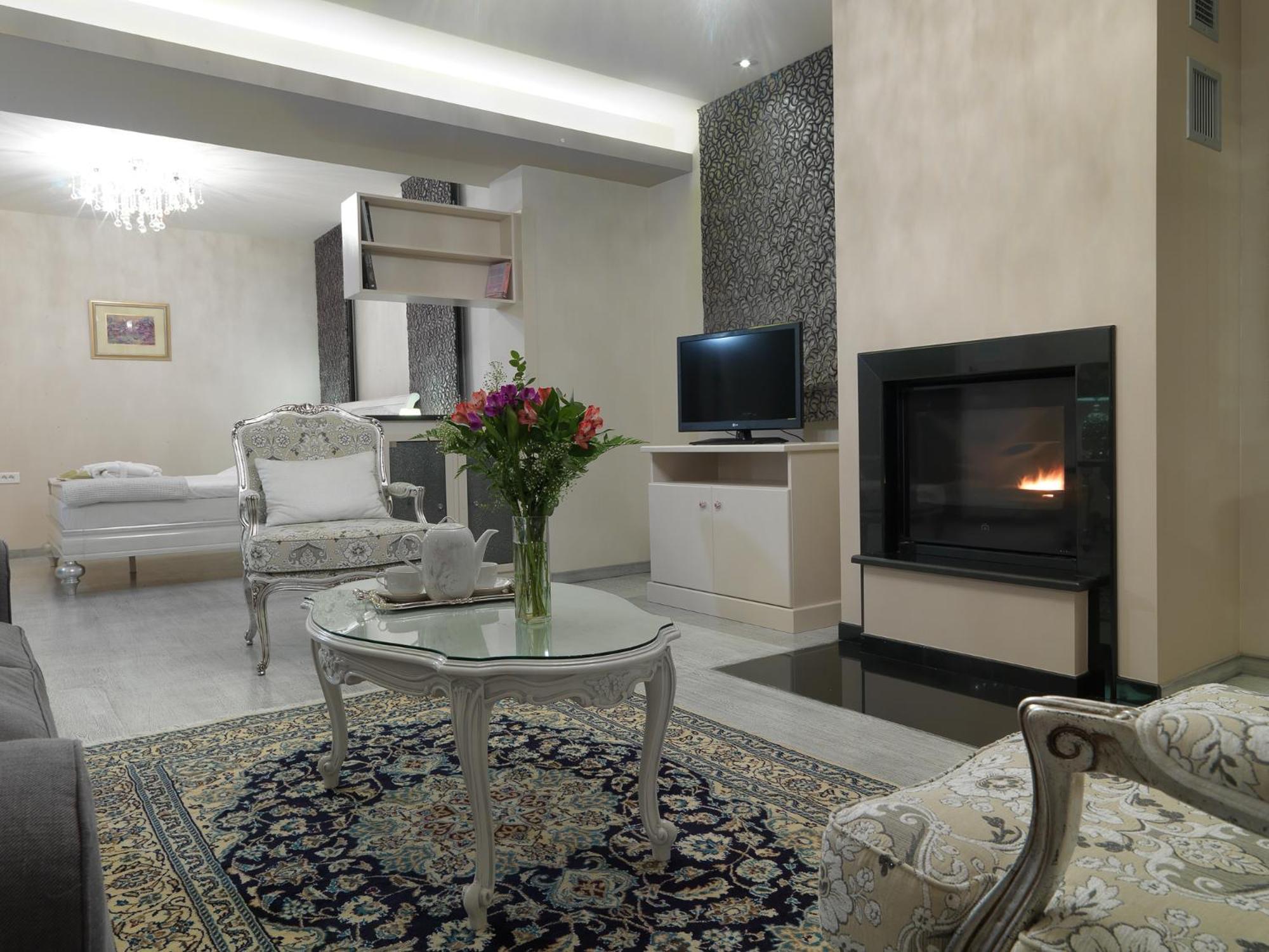 Hondos Classic Hotel & Spa Nestani Zimmer foto